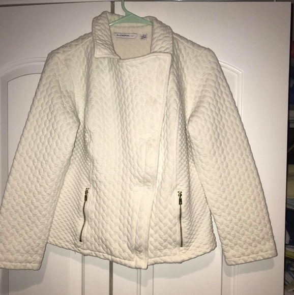 Isaac Mizrahi Jackets & Blazers - 🌻5 items for $10 or regular price Thanks🌻